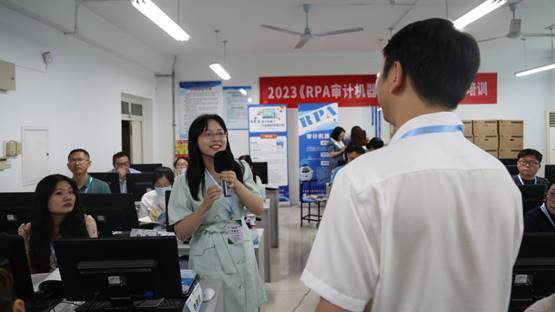 5cd8dbad1d160a7f4420bbe0ed69743