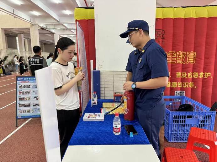 9927b496506ad8f0a1bc222e37f09a3